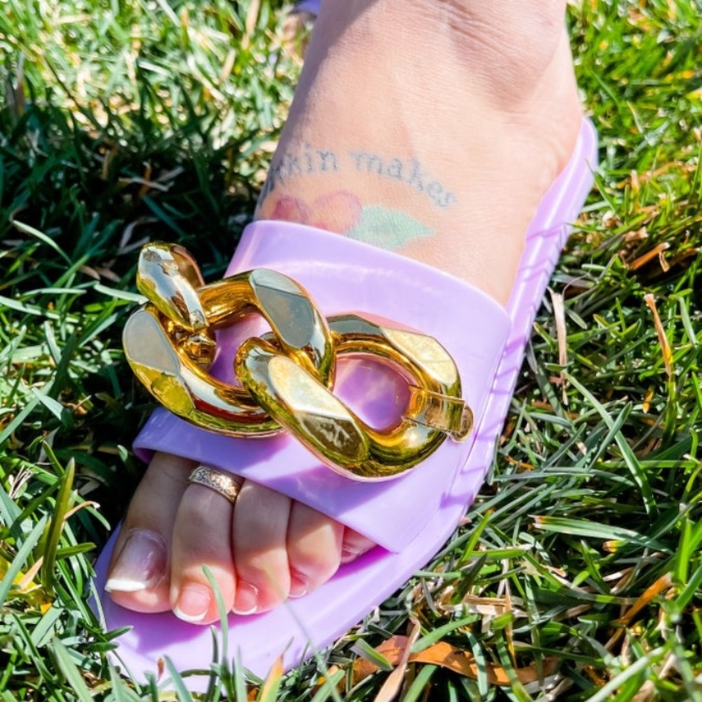 Square Toe Chunky Chain Band Flat Sandal